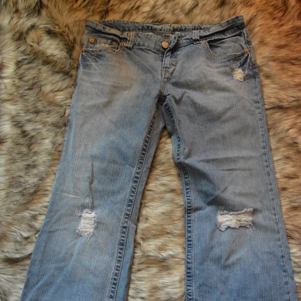 American Eagle Classic Boyfriend Jean